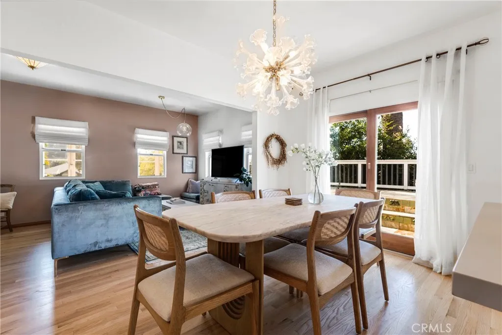 1923 Preston Avenue, Los Angeles, California 90026 home-pic-2